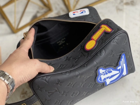 Frstbag ru CHANELOAKROOM LOUIS LVXNBA DOPP KIT VUITTON 0810